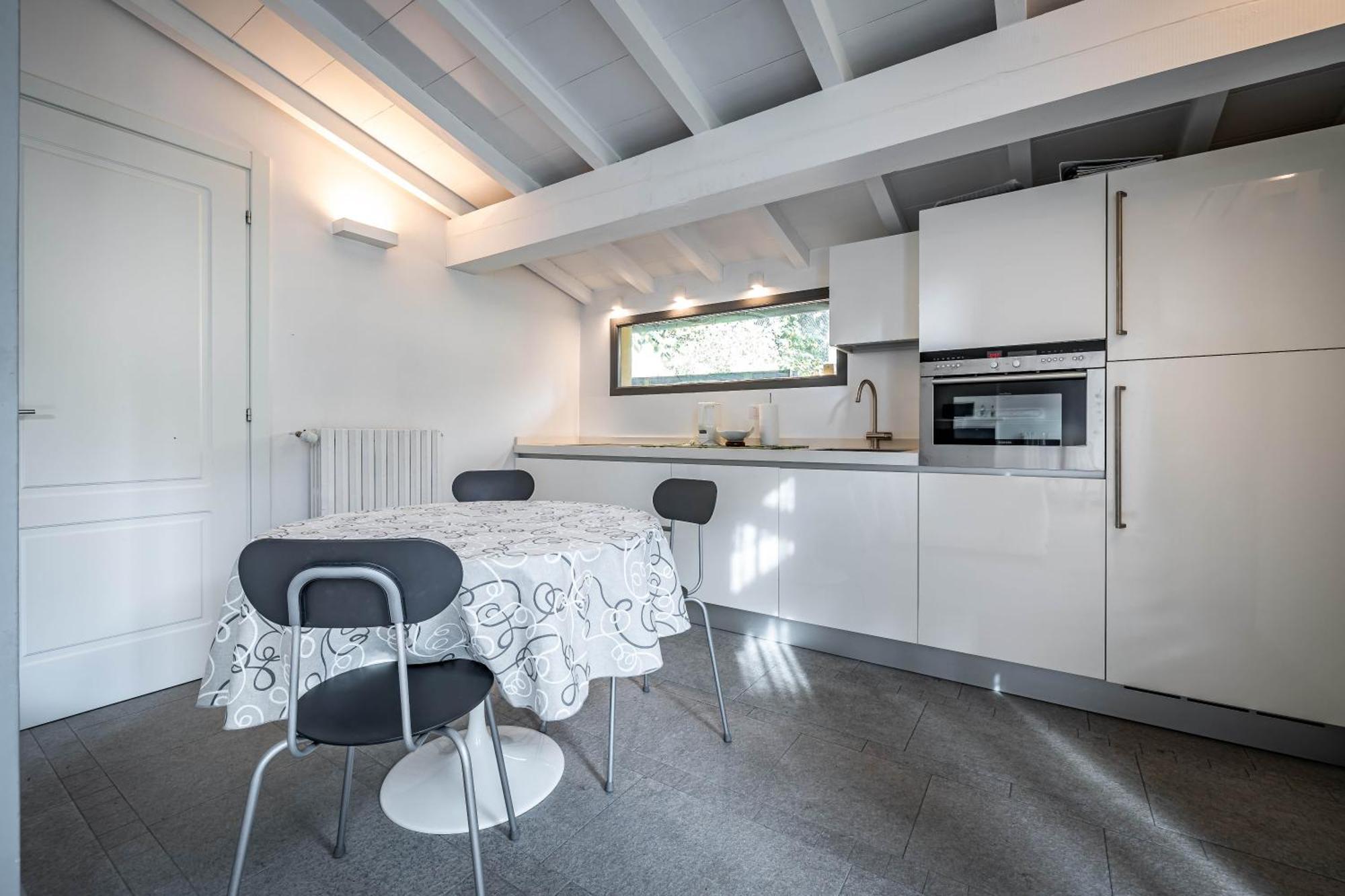 Apartamento Yid Little With Garden
