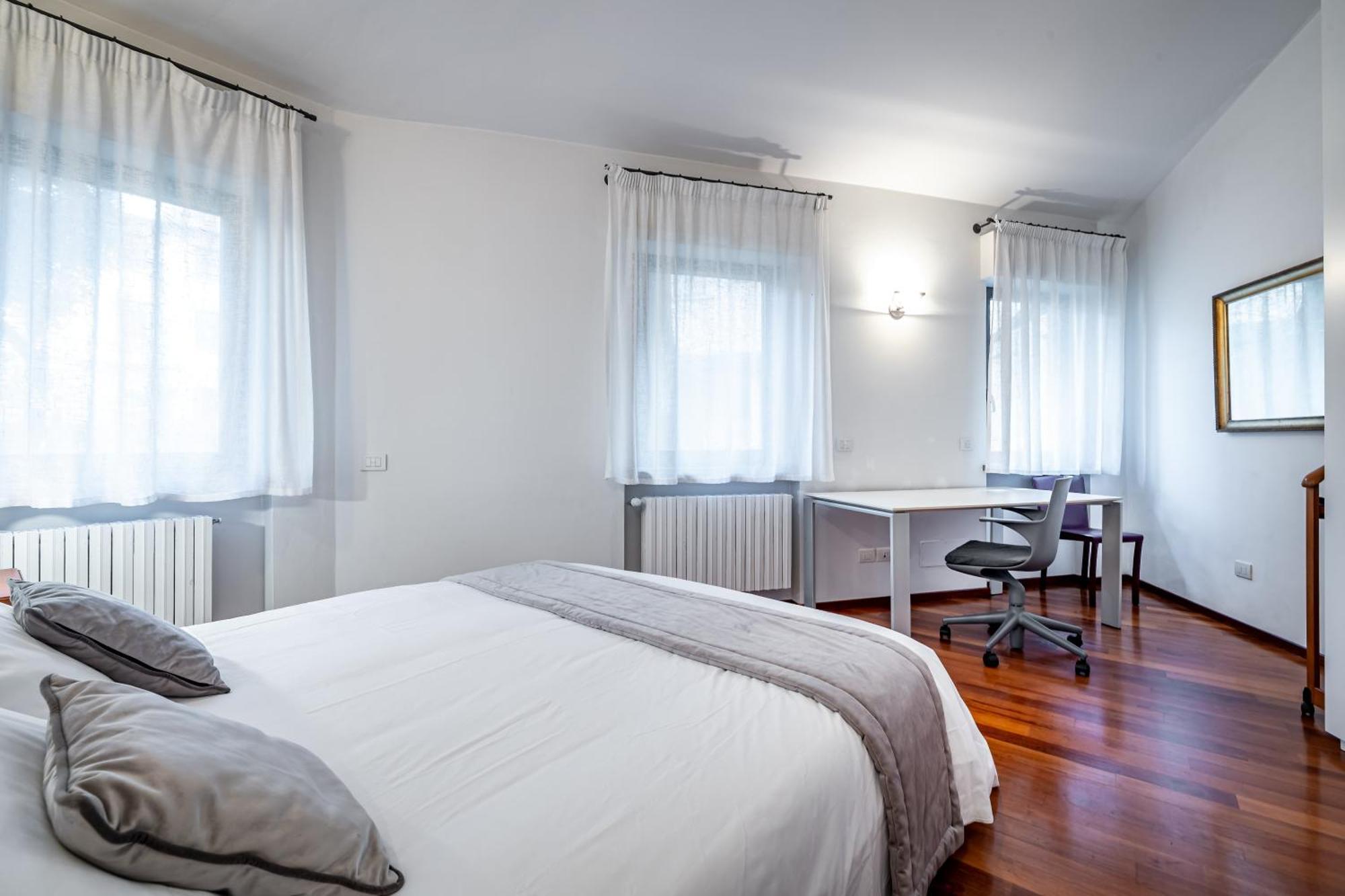 Yid Little With Garden Apartamento Florencia