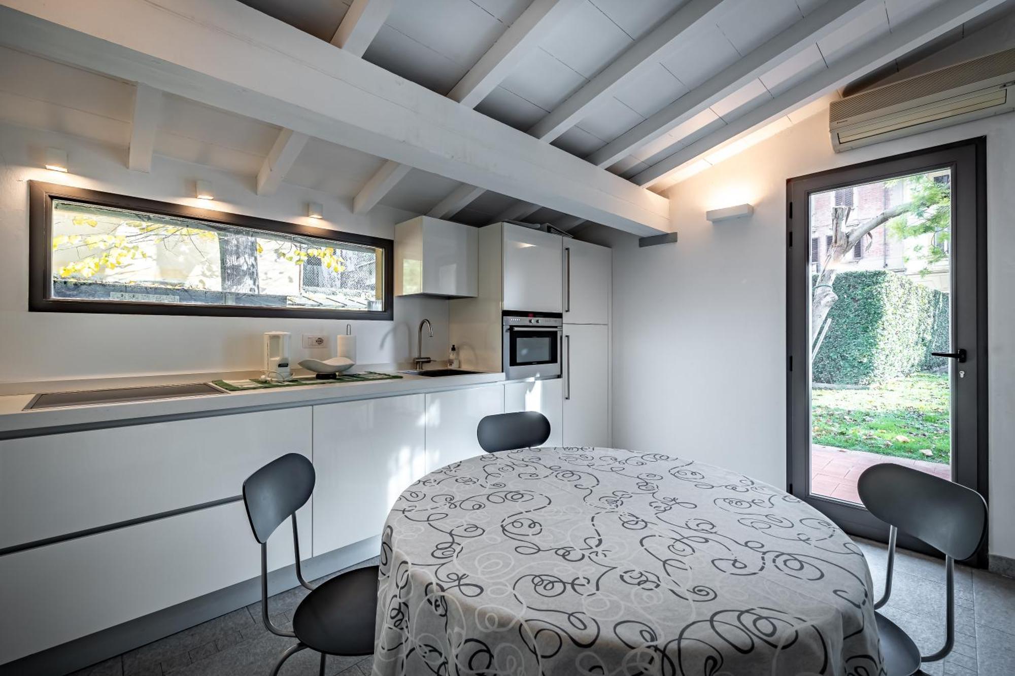 Apartamento Yid Little With Garden *